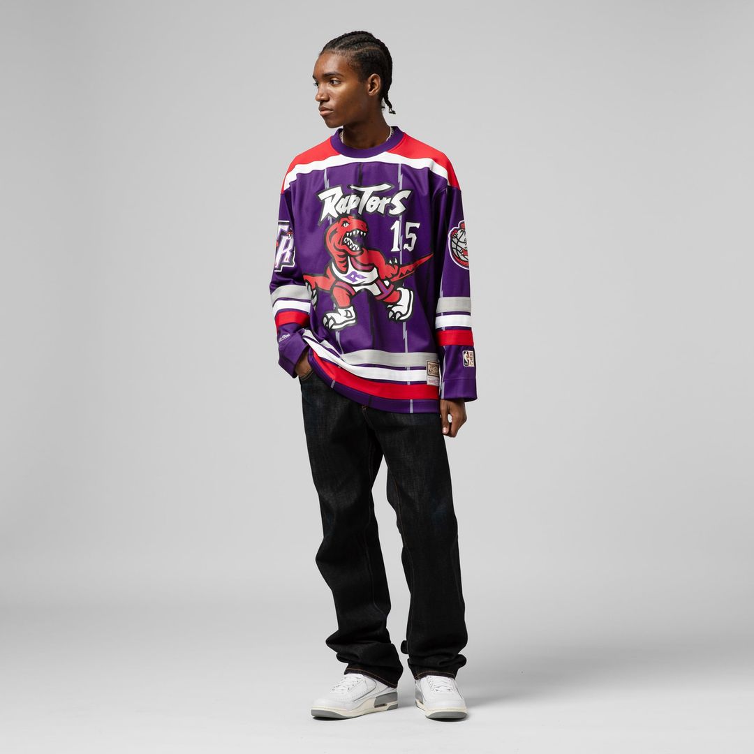 Toronto Raptors Vince Carter Mitchell & Ness Unisex Maxxed Out Fashion Hockey Jersey - Purple