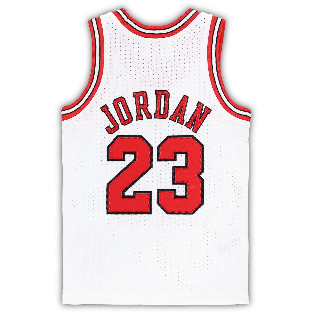 Chicago Bulls Michael Jordan Mitchell & Ness Toddler 1997/98 Hardwood Classics Authentic Jersey - White
