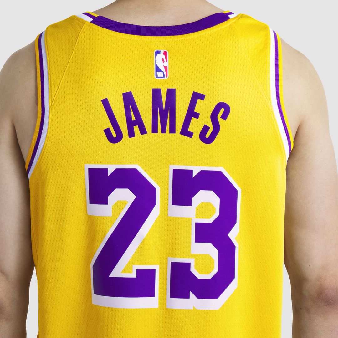 Los Angeles Lakers LeBron James Nike Unisex Swingman Jersey - Association Edition - White