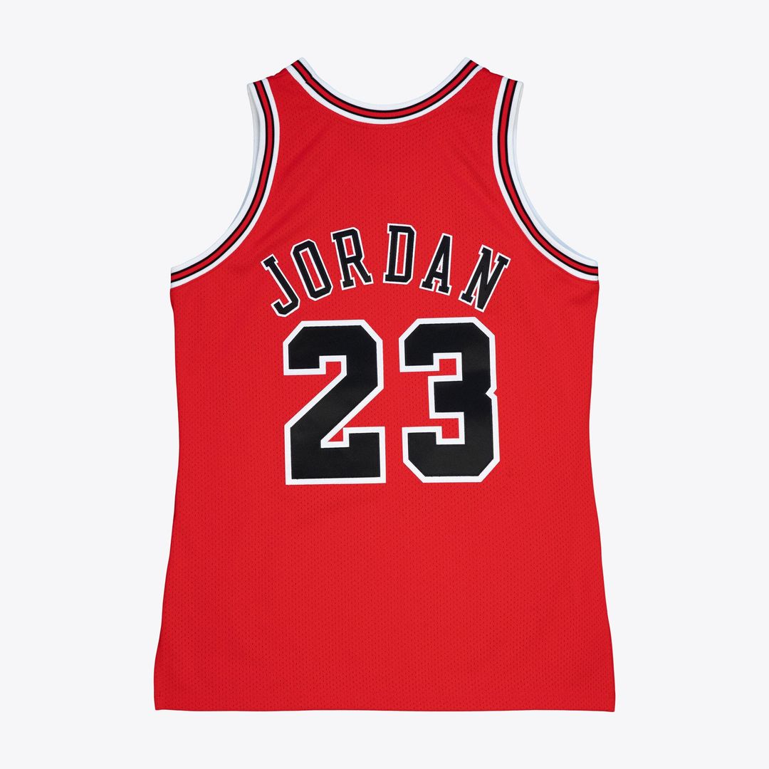 Chicago Bulls Michael Jordan Mitchell & Ness 1997 - 98 Authentic Jersey - Red